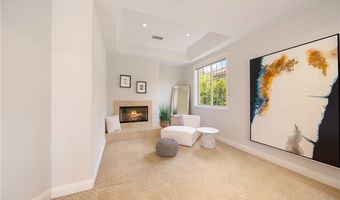 15850 Seville Ln, Encino, CA 91436