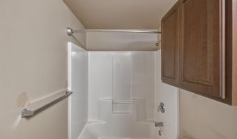 914 Oakmont Lp NE, Albany, OR 97322
