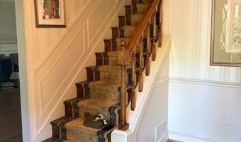 8209 BURNING TREE Rd, Bethesda, MD 20817