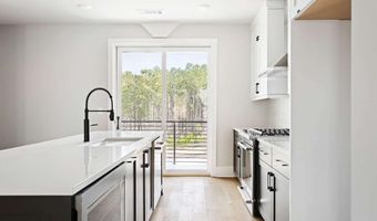 7230 Summit Pl, Alpharetta, GA 30009