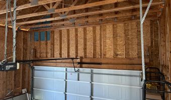 17 WHITE CRANE Dr, Berlin, MD 21811