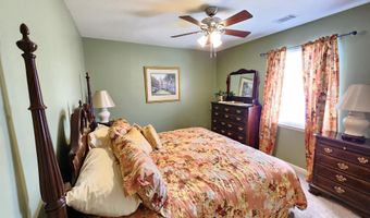 108 Meadows Ln, Beebe, AR 72012