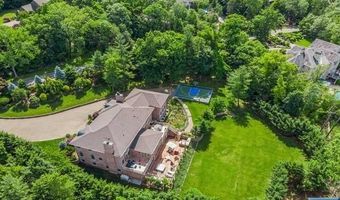 31 Marie Major Dr, Alpine, NJ 07620