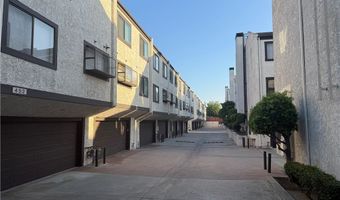 452 W Huntington Dr E, Arcadia, CA 91007