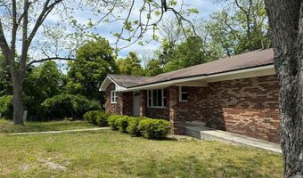 813 W 12th St, Alma, GA 31510