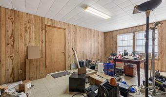 1912 Mimosa St, Abbeville, LA 70510