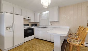 52 Fairview Ave, Bristol, CT 06010