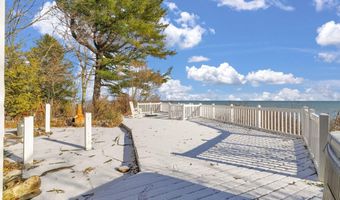 2769 Lakeshore, Applegate, MI 48401