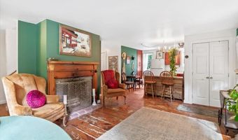 447 Farm Rd, Arlington, VT 05250