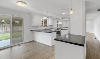8785 W Pembrook Dr, Boise, ID 83704
