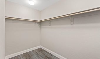 10058 Matter Overlook Dr, Las Vegas, NV 89178