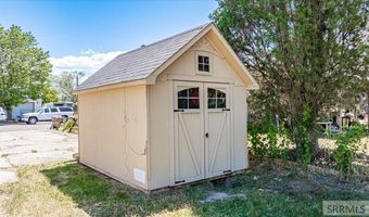 4593 Sawtooth St, Chubbuck, ID 83202