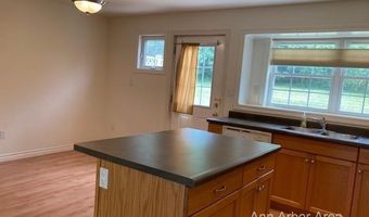 1023 Bluestem Ln, Ann Arbor, MI 48103