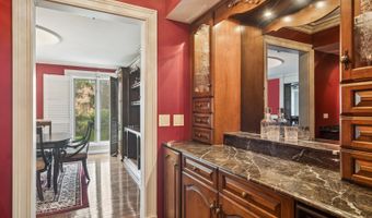 1653 N Belmont Ct, Arlington Heights, IL 60004