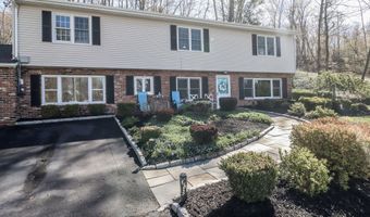 5 Bayberry Dr, Brookfield, CT 06804