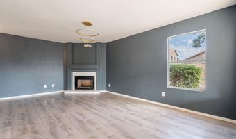 1070 W LARK Dr, Chandler, AZ 85286
