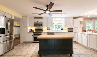 116 Deer Ridge Dr, Barrington, NH 03825