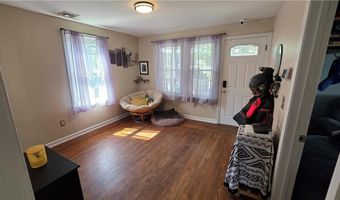 122 Leigh St, Warwick, RI 02889