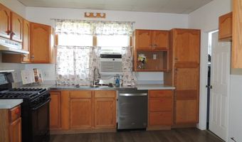 401 S Third St, Altamont, IL 62411