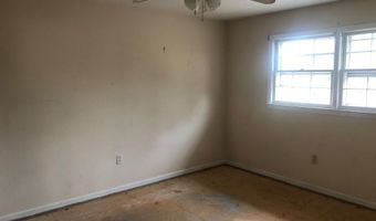 105 Forestdale Dr, Boiling Springs, SC 29316