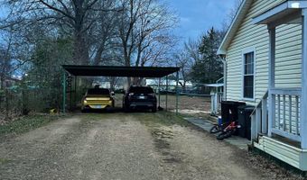 305 NW 3rd St, Antlers, OK 74523