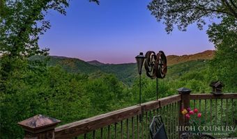 171 Camp Davis Rd, Banner Elk, NC 28604