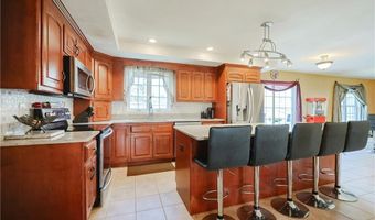 1010 Oakhill Ave, Attleboro, MA 02703