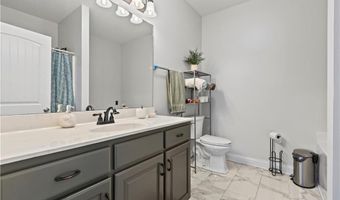 625 HOWARD St, Auburn, AL 36832