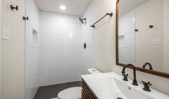 111 N 1st St, Benton, AR 72015