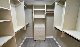 307 N Van Buren St, Auburn, IN 46706