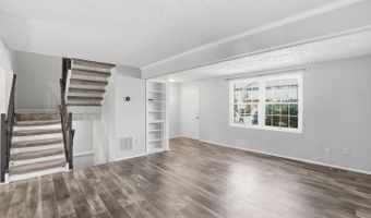 4626 BRENTLEIGH Ct, Annandale, VA 22003