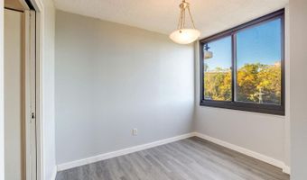 5500 HOLMES RUN Pkwy 601, Alexandria, VA 22304