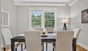 3041 SEDGWICK St NW 201-D, Washington, DC 20008