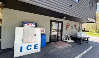 208 New Rd, Arundel, ME 04046