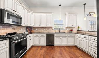 14497 Waterview Ln, Athens, AL 35613