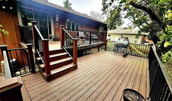 1902 E Lucas St, Algona, IA 50511
