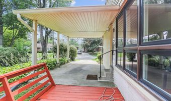 6049 AVON Dr, Bethesda, MD 20814