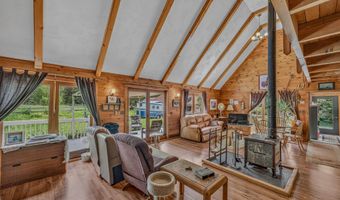 2054 Whitefield Rd, Bethlehem, NH 03574