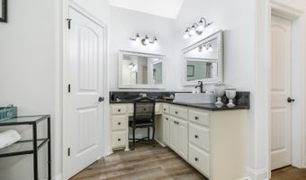 11759 Blackwater Rd, Baker, LA 70714