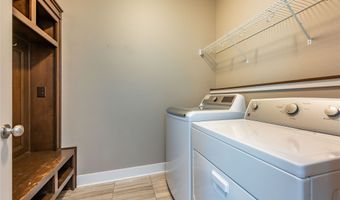 506 NW Ridgeline Dr, Ankeny, IA 50023
