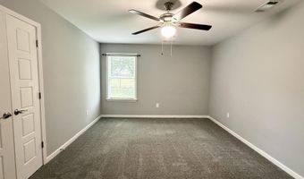90 SQUIRES GROVE Dr, Atoka, TN 38004