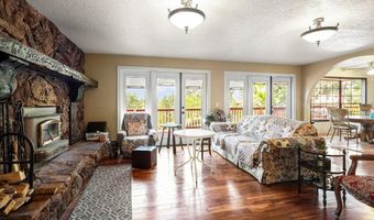17710 China Gulch Dr, Anderson, CA 96007