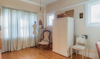 210 E 6th Ave, Escondido, CA 92025