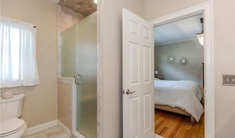 160 Allegra Ln, North Kingstown, RI 02852