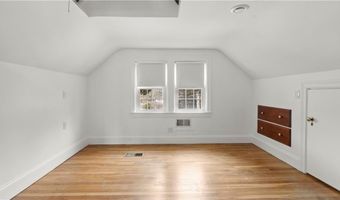 2 Reservoir Ave, Johnston, RI 02919