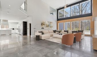 6600 RESERVES HILL Ct, Annandale, VA 22003