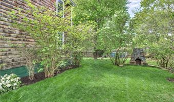 127 Foote St, Barrington, RI 02806
