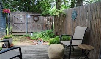 43 Baldwin Dr #43, Bangor, ME 04401