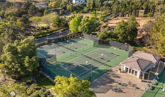 3807 Wendi Ct, Fallbrook, CA 92028