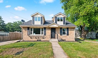 1074 6TH St, Green Bay, WI 54304